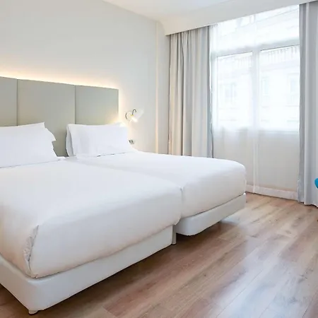 Nh Toulouse Airport 4*