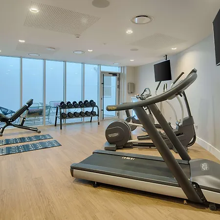 Nh Toulouse Airport 4*