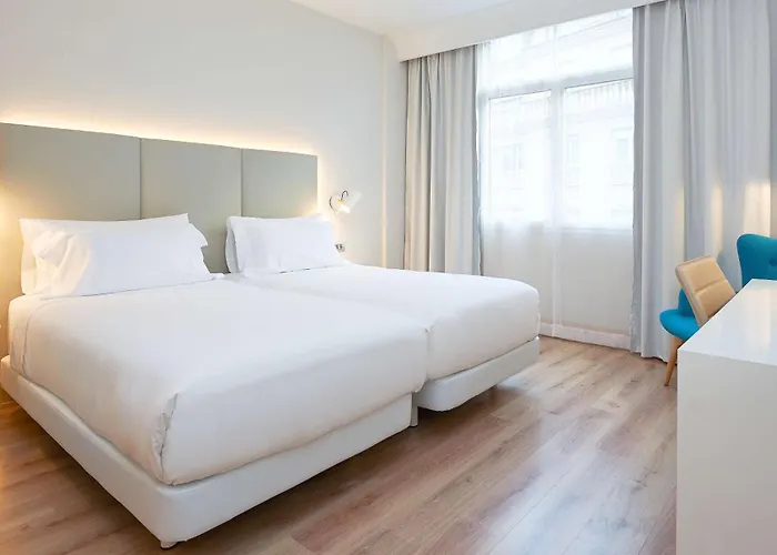 Nh Toulouse Airport 4*