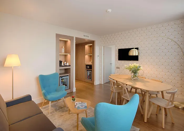 호텔 Nh Toulouse Airport 블라냑