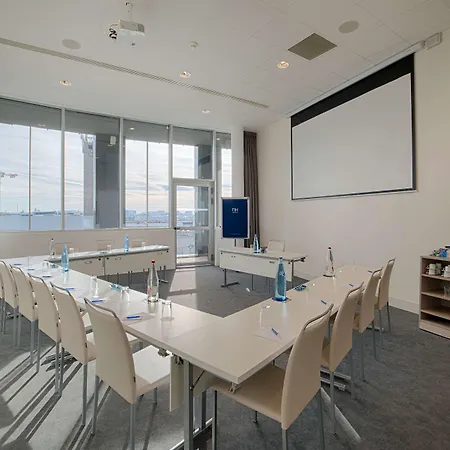Nh Toulouse Airport Hotel