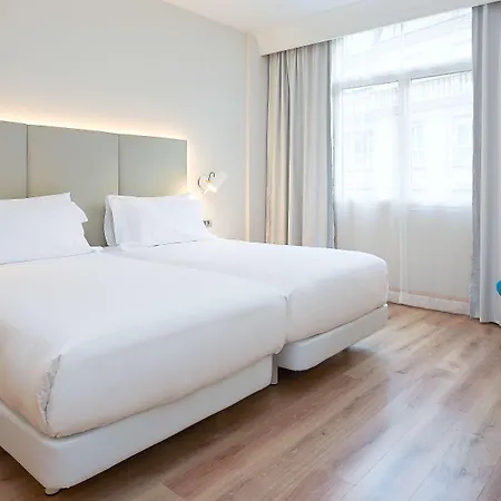 Nh Toulouse Airport 4* Blagnac