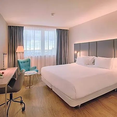 Nh Toulouse Airport 4* Blagnac