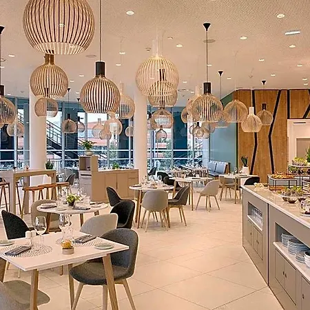 Nh Toulouse Airport 4*