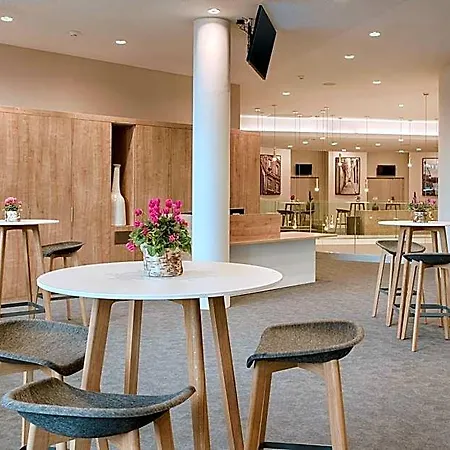 Nh Toulouse Airport 4*