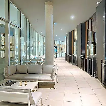 Nh Toulouse Airport 4*