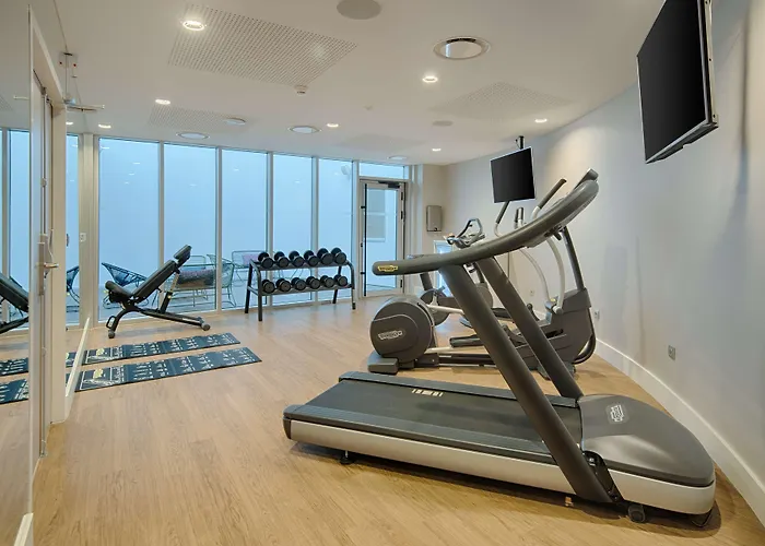 Nh Toulouse Airport 4*